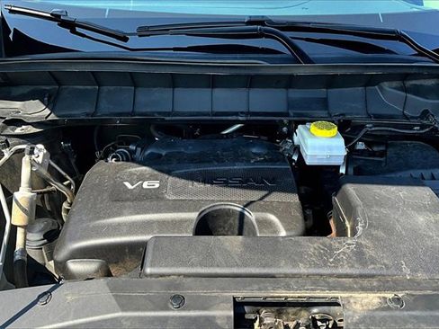 Used 2022 Nissan Pathfinder SV image 32