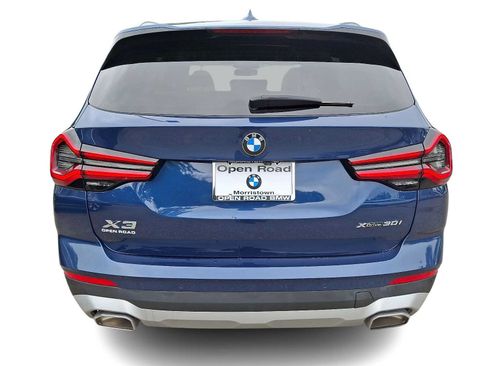 Used 2023 BMW X3 xDrive30i w/ Premium Package AWD/4WD image 5