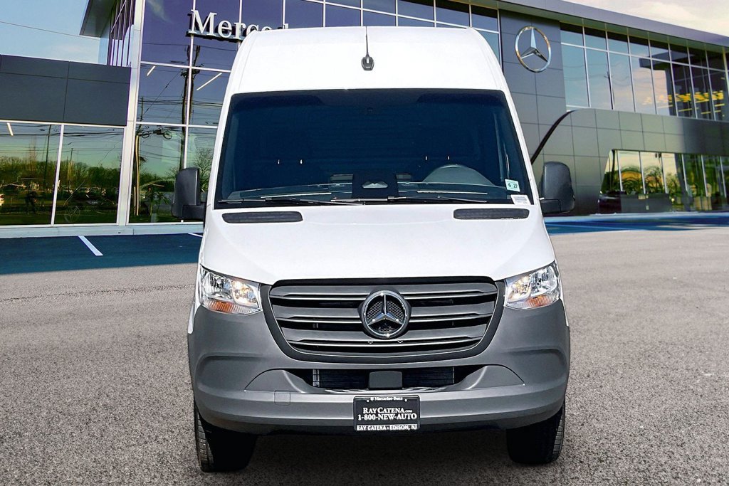 Used 2026 Mercedes-Benz Sprinter 2500 image 3