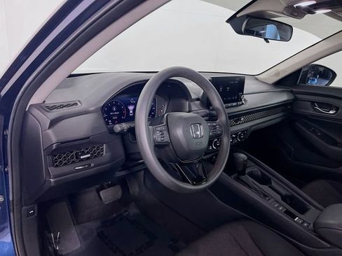 Certified 2023 Honda Accord EX image 11