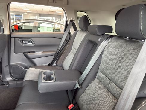 New 2026 Nissan Rogue SV image 31