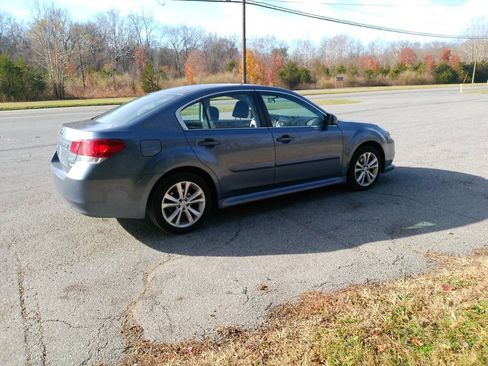 Used 2013 Subaru Legacy 2.5i Premium image 4