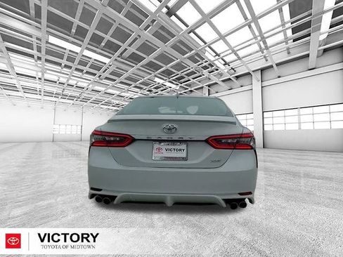 Used 2023 Toyota Camry XSE image 4