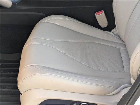 Used 2025 Acura TLX w/ Technology Package image 4