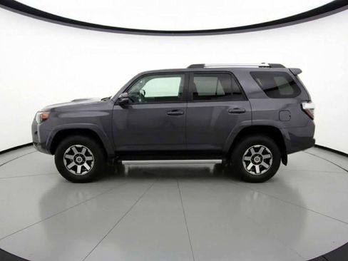 Used 2018 Toyota 4Runner TRD Off-Road Premium image 14
