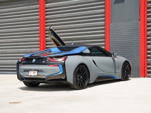 Used 2019 BMW i8 Roadster AWD/4WD image 12