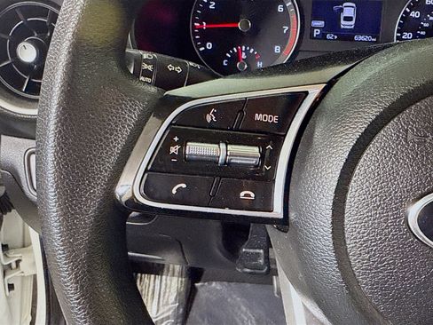 Used 2020 Kia Forte LXS image 14