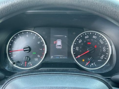 Used 2021 Toyota RAV4 XLE AWD/4WD image 21