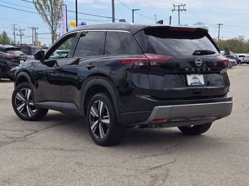 Used 2026 Nissan Rogue SL AWD/4WD image 13