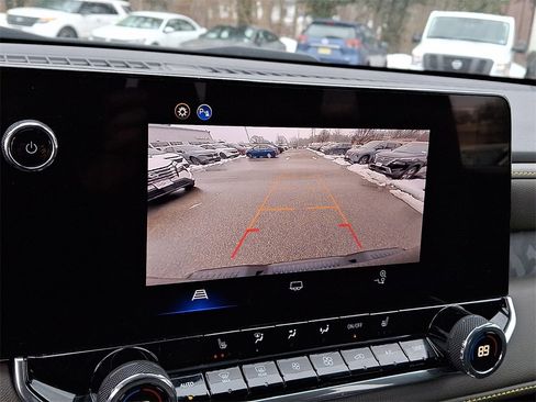 Used 2024 Chevrolet Colorado ZR2 w/ Safety Package image 19