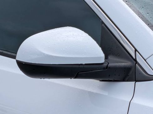 Used 2024 Buick Encore GX Preferred FWD image 9