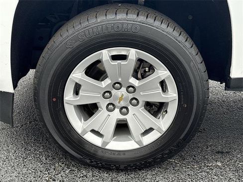 Used 2022 Chevrolet Colorado LT w/ Fleet Safety Package image 11