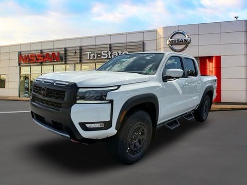 New 2026 Nissan Frontier PRO-4X w/ Pro-4x Convenience Package image 2