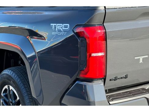 Certified 2025 Toyota Tacoma TRD Sport image 31