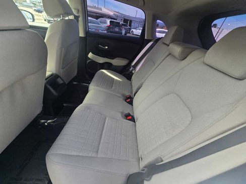 Used 2023 Honda HR-V LX image 19