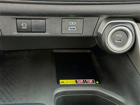 Used 2024 Toyota Grand Highlander XLE image 19