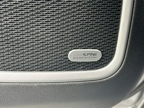 Used 2022 Jeep Compass Latitude w/ Sun and Sound Group FWD image 18