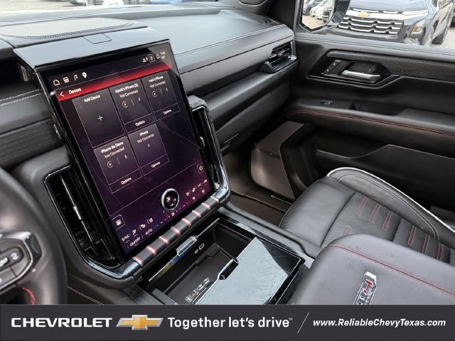 Used 2025 GMC Yukon XL AT4 Ultimate AWD/4WD image 19