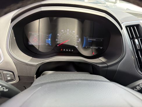 Used 2022 Ford Edge ST AWD/4WD image 14