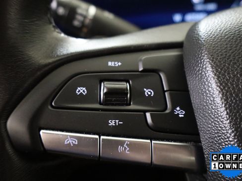 Used 2024 Cadillac XT4 Premium Luxury image 29