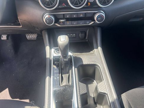 Used 2025 Nissan Sentra SV FWD image 39