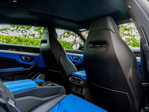 Used 2020 Lamborghini Urus image 62