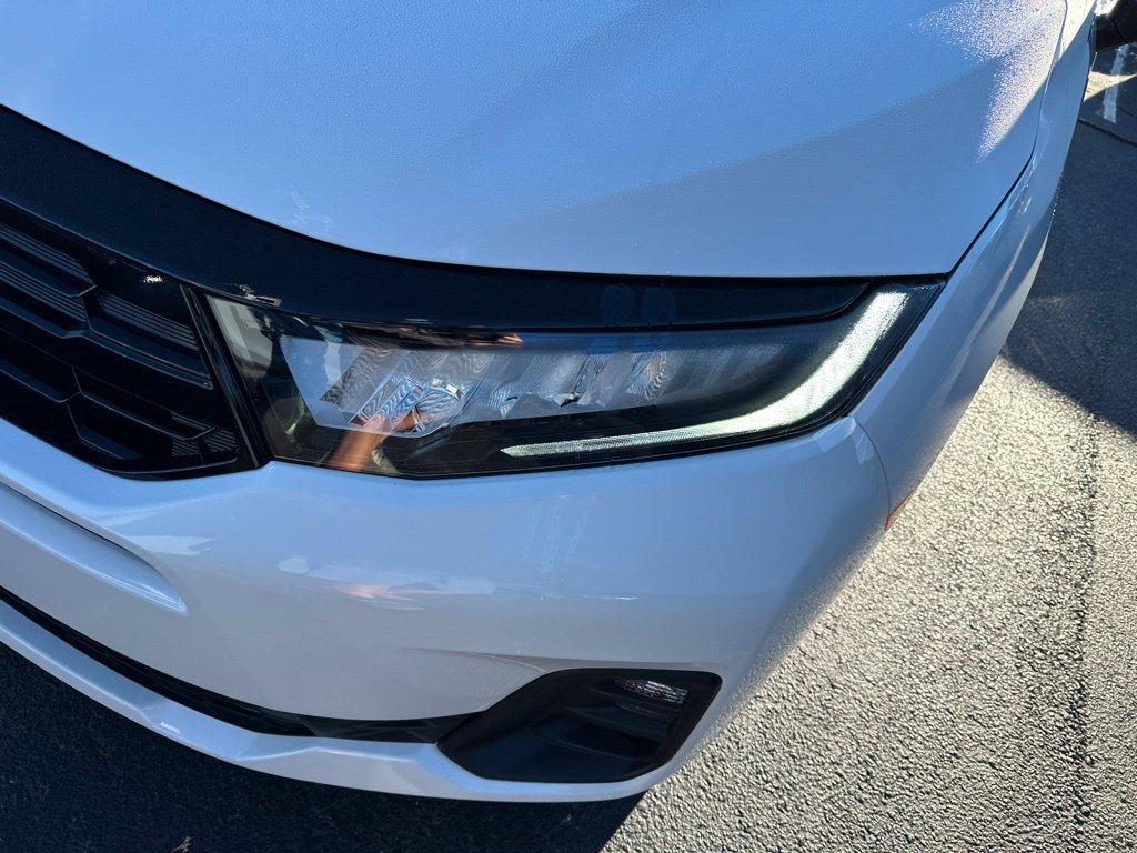 New 2027 Honda Odyssey Touring image 9