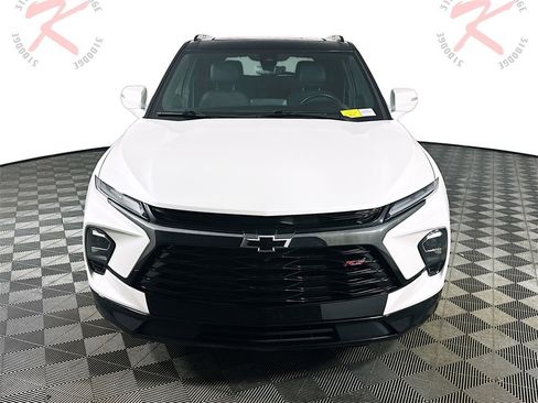 Used 2023 Chevrolet Blazer RS w/ Driver Confidence II Package image 2