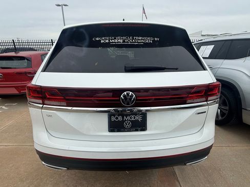 Certified 2026 Volkswagen Atlas SE AWD/4WD image 7