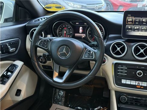 Used 2018 Mercedes-Benz CLA 250 image 37