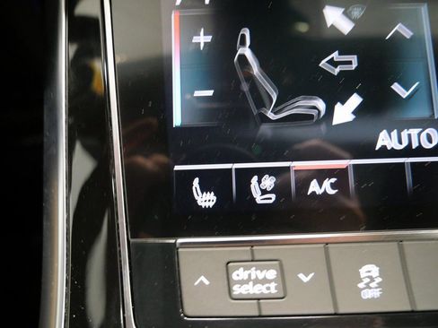 Used 2022 Audi Q7 3.0T Premium Plus image 31