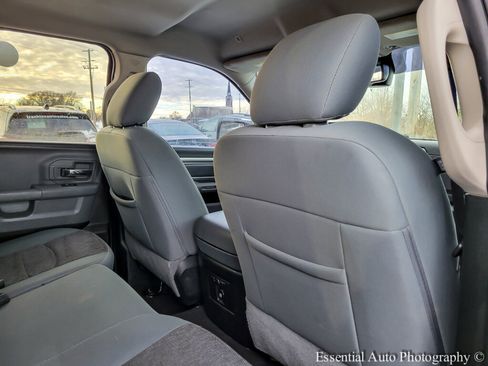 Used 2018 RAM 1500 Big Horn image 26