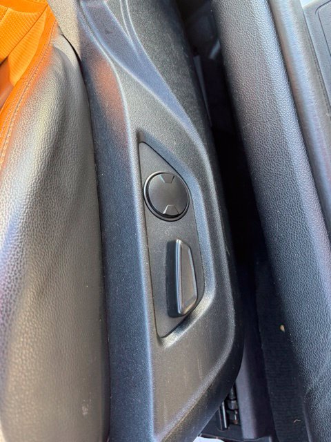 Used 2022 Ford Mustang Premium RWD image 23