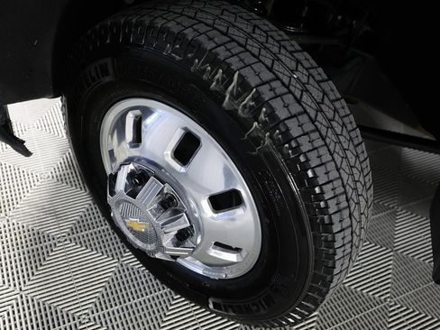 Used 2025 Chevrolet Silverado 3500 LTZ image 42