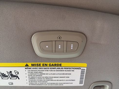 Used 2020 Chrysler Pacifica Limited FWD image 60