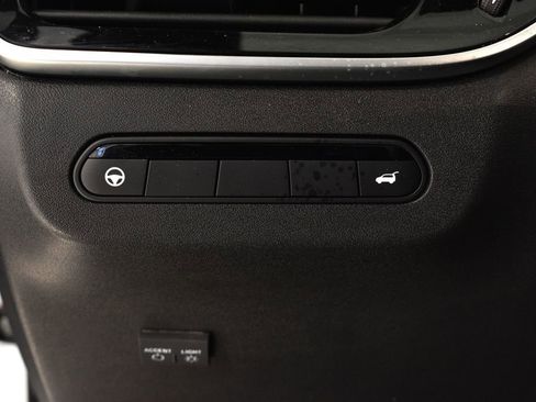 Certified 2026 INFINITI QX60 Sport w/ Dark Cargo Package image 16