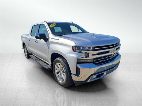 Used 2022 Chevrolet Silverado 1500 LTZ w/ Technology Package image 3