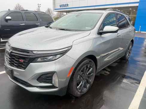 Used 2024 Chevrolet Equinox RS image 1