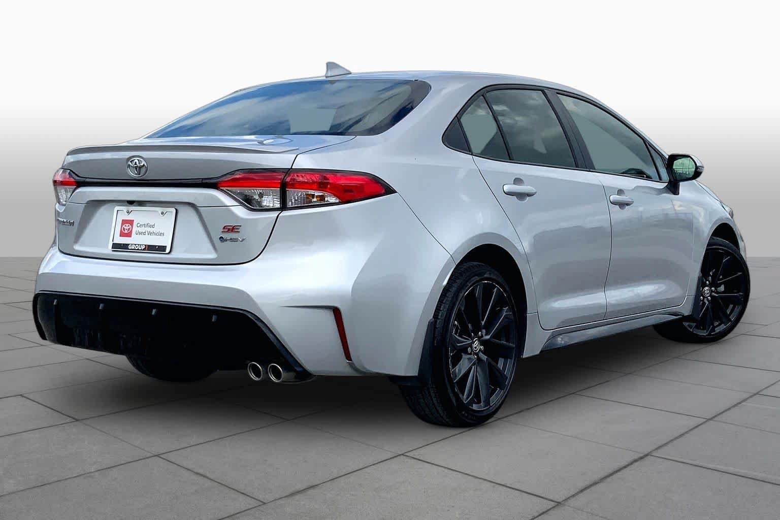 Certified 2026 Toyota Corolla SE w/ SE Premium Package FWD image 13