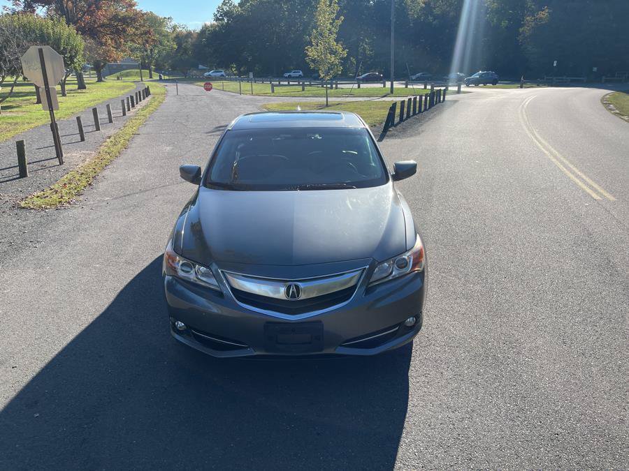 Used 2013 Acura ILX w/ Technology Package FWD image 13