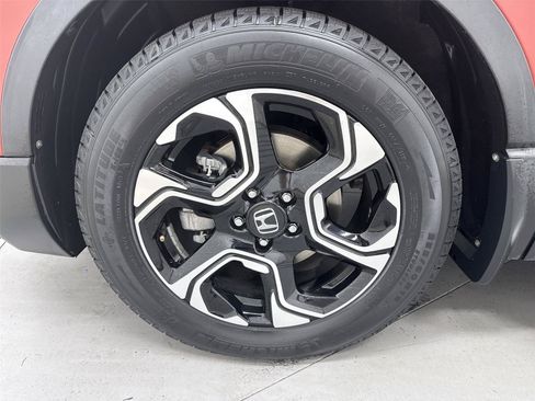 Used 2019 Honda CR-V Touring image 10