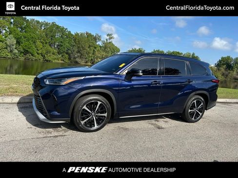 Used 2021 Toyota Highlander XSE image 1
