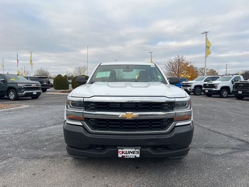 Used 2016 Chevrolet Silverado 1500 W/T image 2