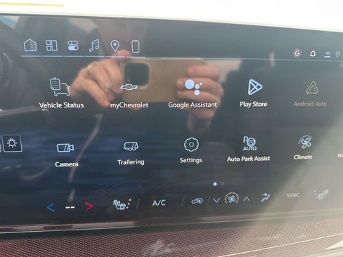 New 2026 Chevrolet Traverse Z71 w/ Enhanced Driving Package image 15