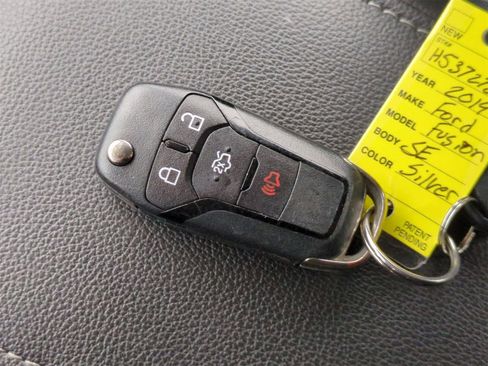 Used 2014 Ford Fusion SE image 33