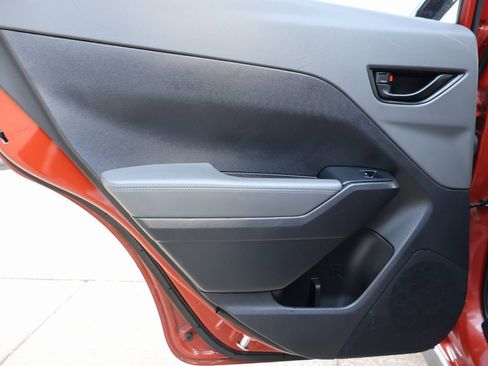 Used 2024 Subaru Crosstrek 2.0i Premium image 17