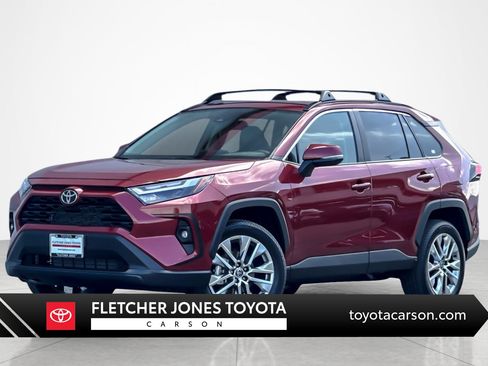 Certified 2025 Toyota RAV4 XLE Premium FWD image 1