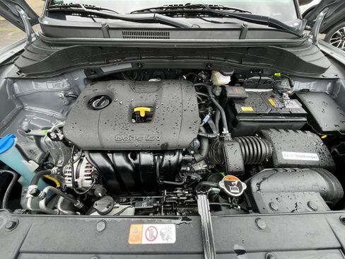 Used 2025 Kia Soul LX w/ LX Technology Package FWD image 31