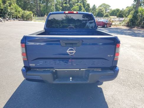 Used 2022 Nissan Frontier SV RWD image 5