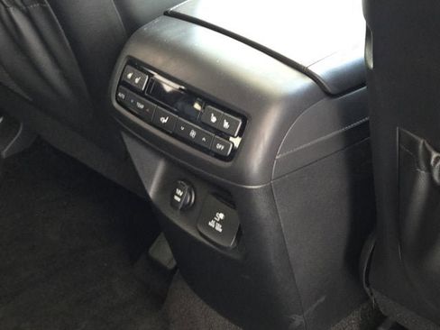 Used 2023 Hyundai Palisade Calligraphy AWD/4WD image 9